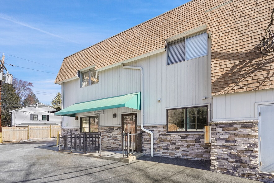 More Photos Of 60 Goldens Bridge Rd, Katonah Medical For Lease