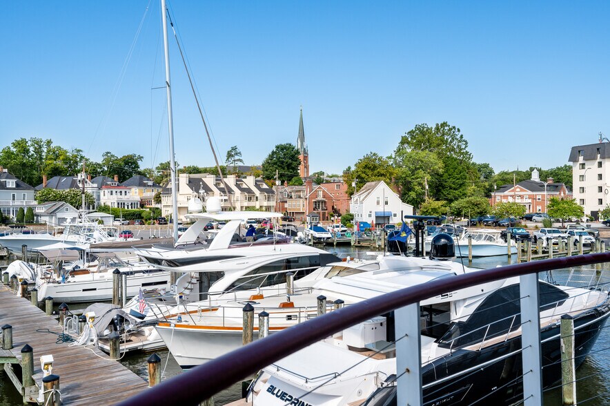 More Photos Of 2 Compromise St, Annapolis Marina For Lease