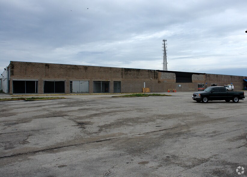 More Photos Of 1350-1380 N Broadway Ave, Bartow Freestanding For Lease