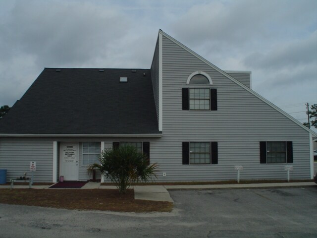 More Photos Of 3025 Ashley Phosphate Rd, North Charleston General Retail For Lease