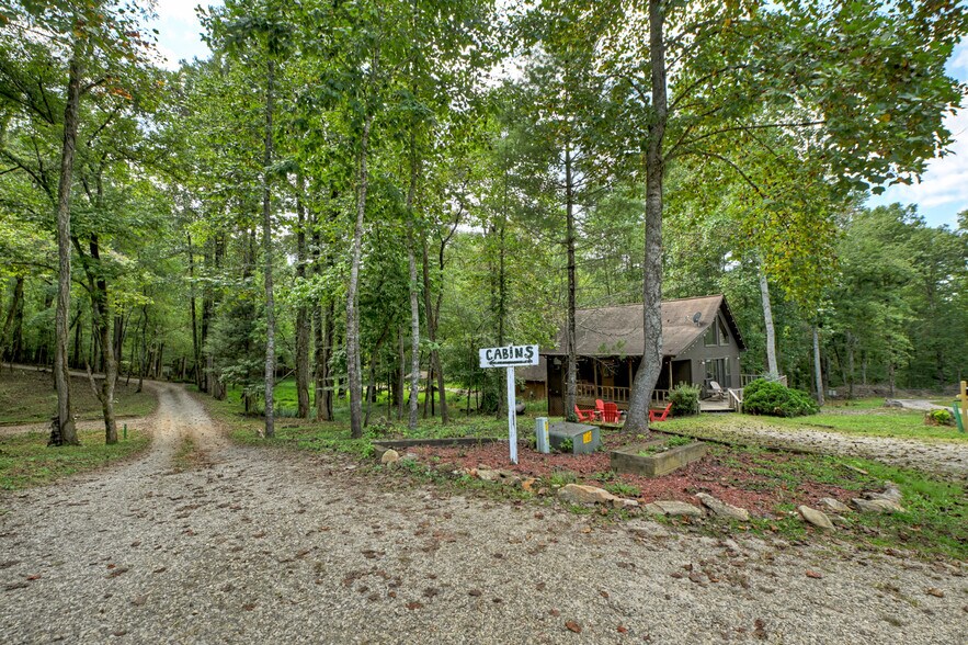 More Photos Of 77 Alpine Way, Blairsville Hotel For Sale