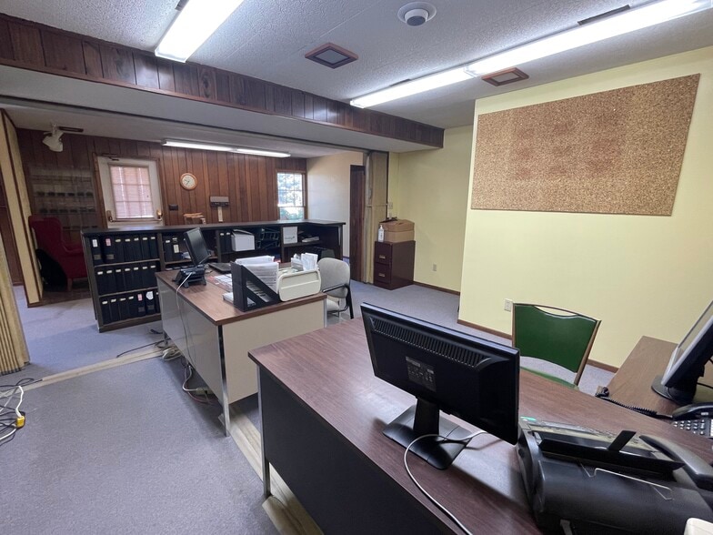 More Photos Of 1925 S Main St, Bloomington Rehabilitation Center For Sale