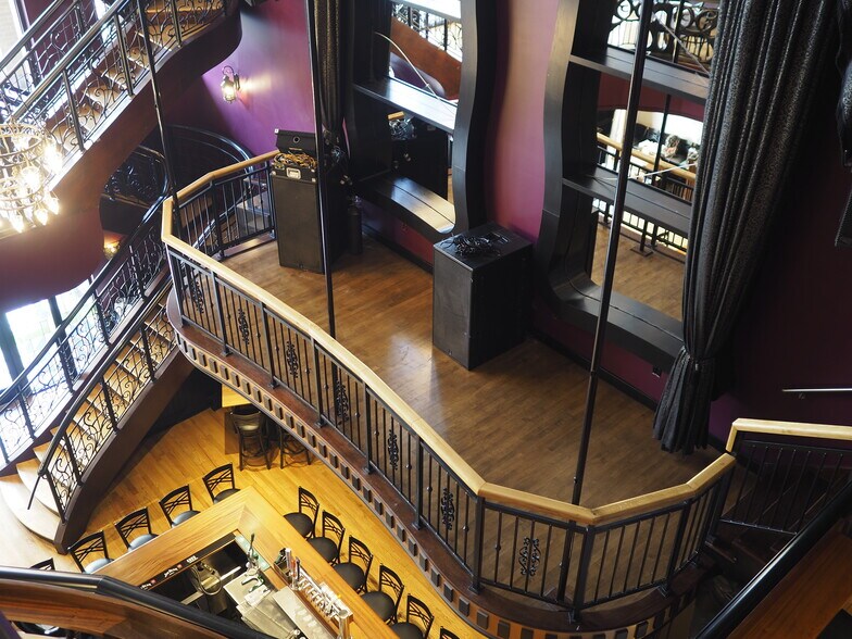 More Photos Of 91 Main St, Nyack Storefront Retail Residential For Lease