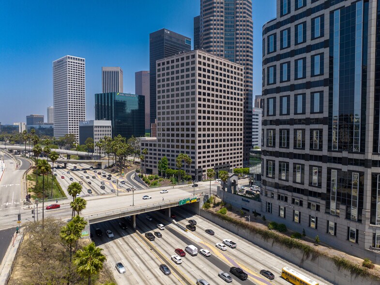 More Photos Of 915 Wilshire Blvd, Los Angeles Office For Lease