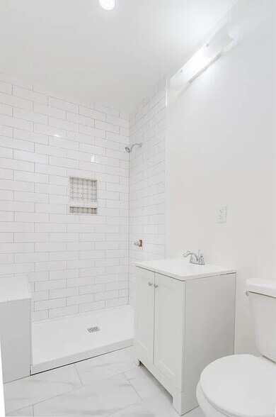 More Photos Of 289 Martin Luther King Jr Dr, Jersey City Apartments For Sale