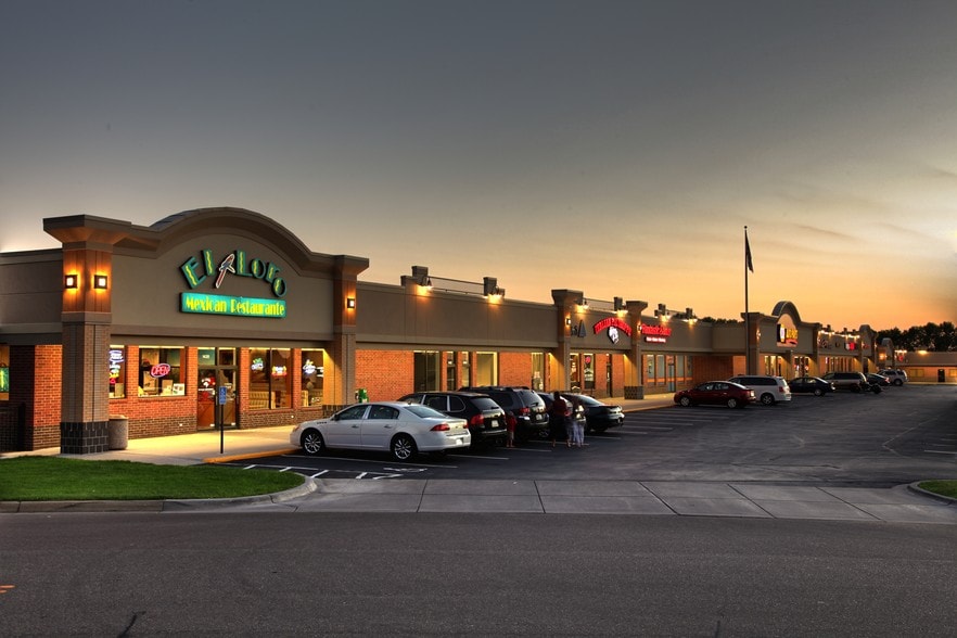 Primary Photo Of 1428-1460 Yankee Doodle Rd, Eagan Unknown For Lease
