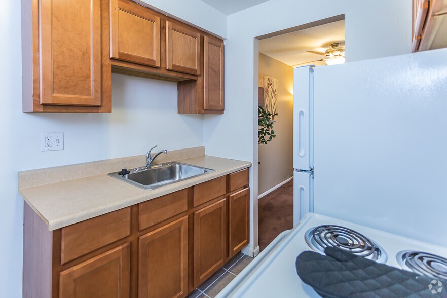 More Photos Of 25400 Euclid Ave, Euclid Apartments For Sale