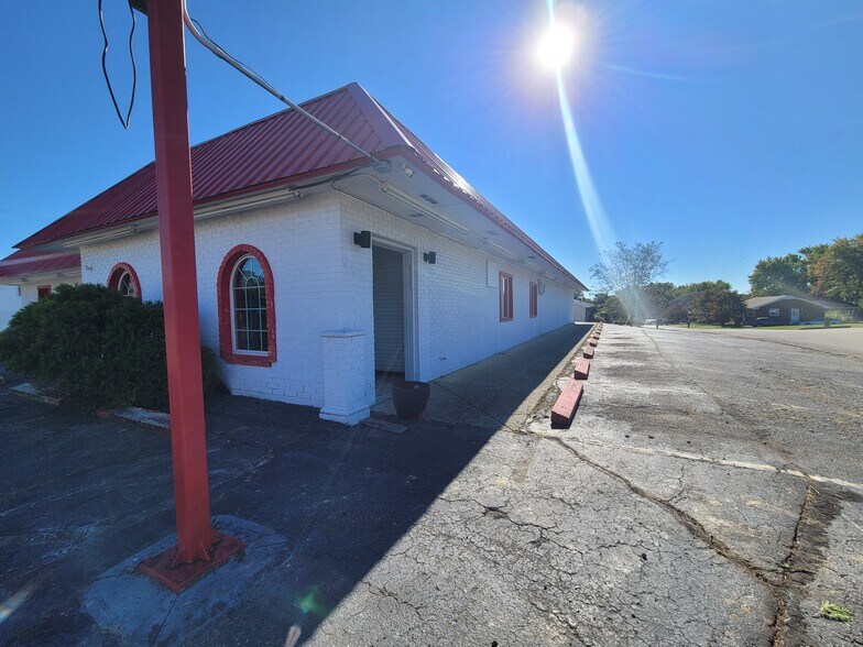 More Photos Of 1606 Argillite Rd, Flatwoods Restaurant For Sale