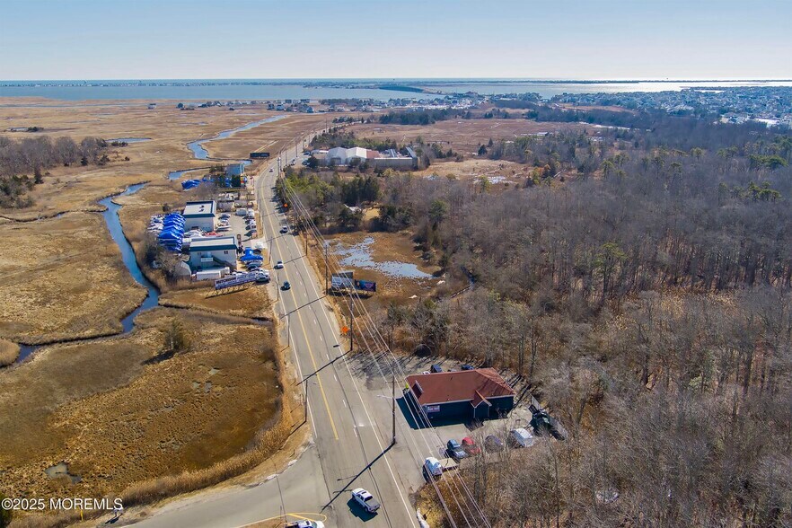 More Photos Of 905 E Bay Ave, Manahawkin Freestanding For Sale