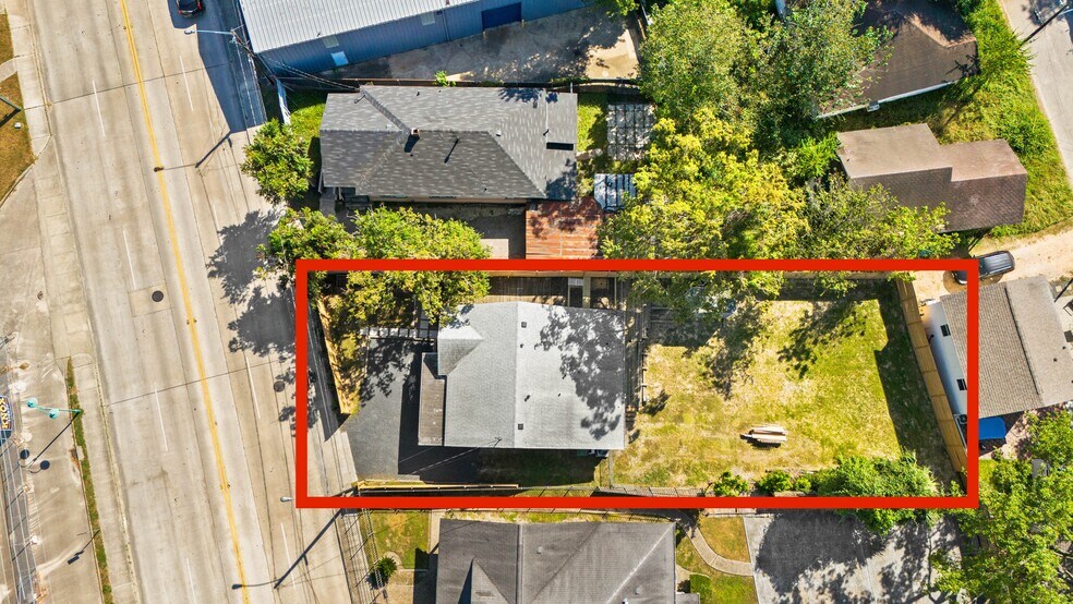 More Photos Of 6005 N Main St, Houston Office Residential For Sale