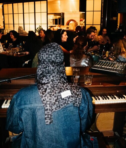 More Photos Of 7501-7507 Melrose Ave, Los Angeles General Retail For Sale