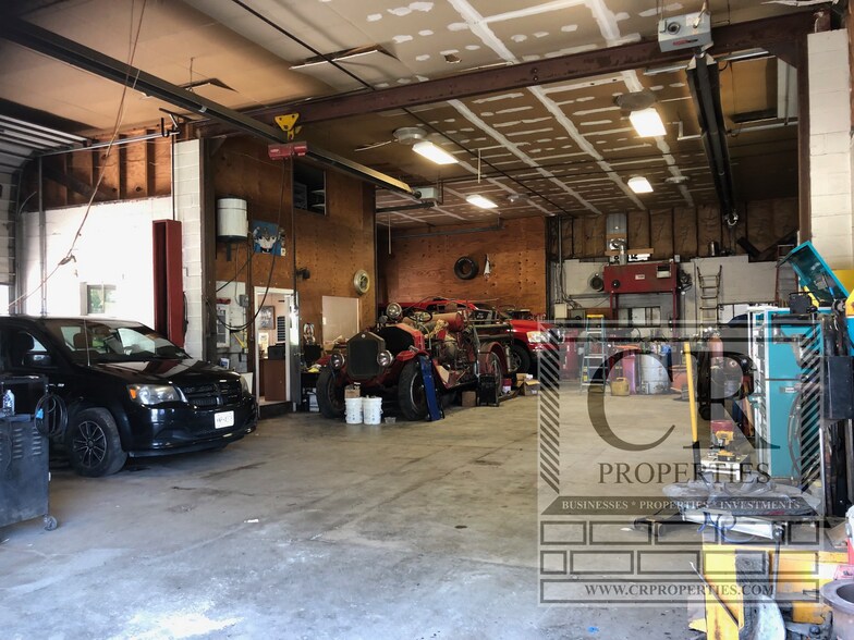 More Photos Of 5135 Route 9G, Tivoli Auto Repair For Sale