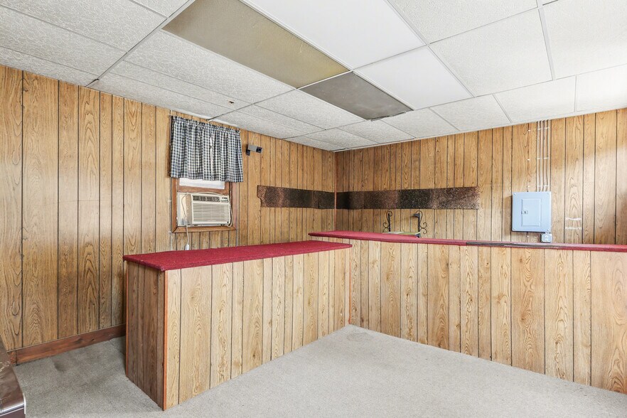 More Photos Of 224 4th St, New Cumberland General Retail For Lease