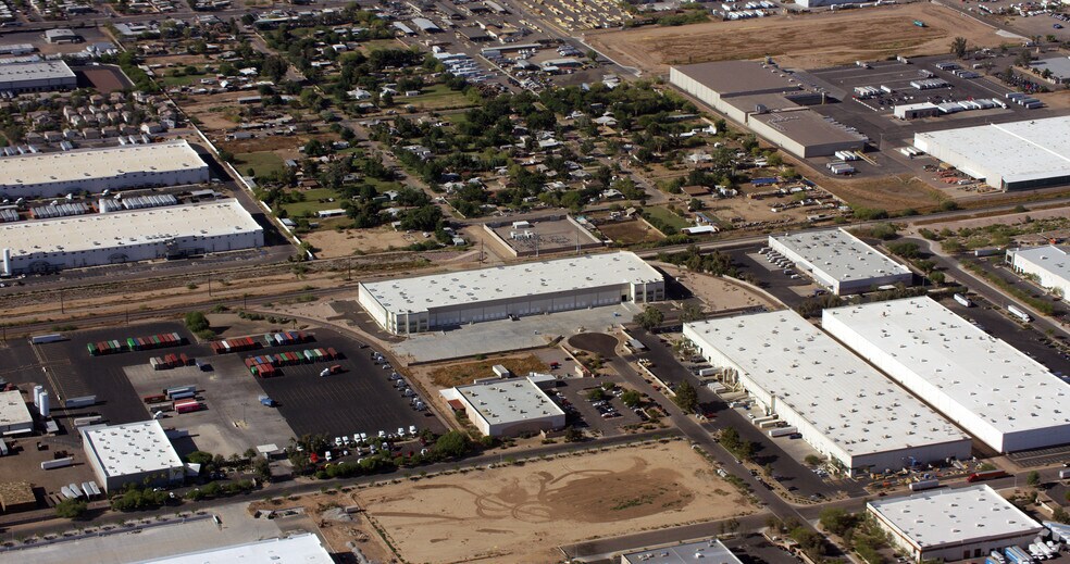 More Photos Of 555 S 65th Ave, Phoenix Distribution For Lease