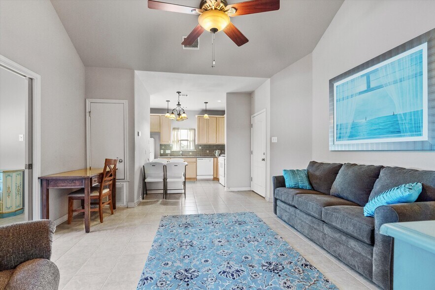 More Photos Of 1092 FM 3000, Elgin Specialty For Sale