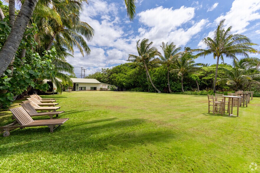 More Photos Of 65 Hana Hwy, Paia Restaurant For Sale