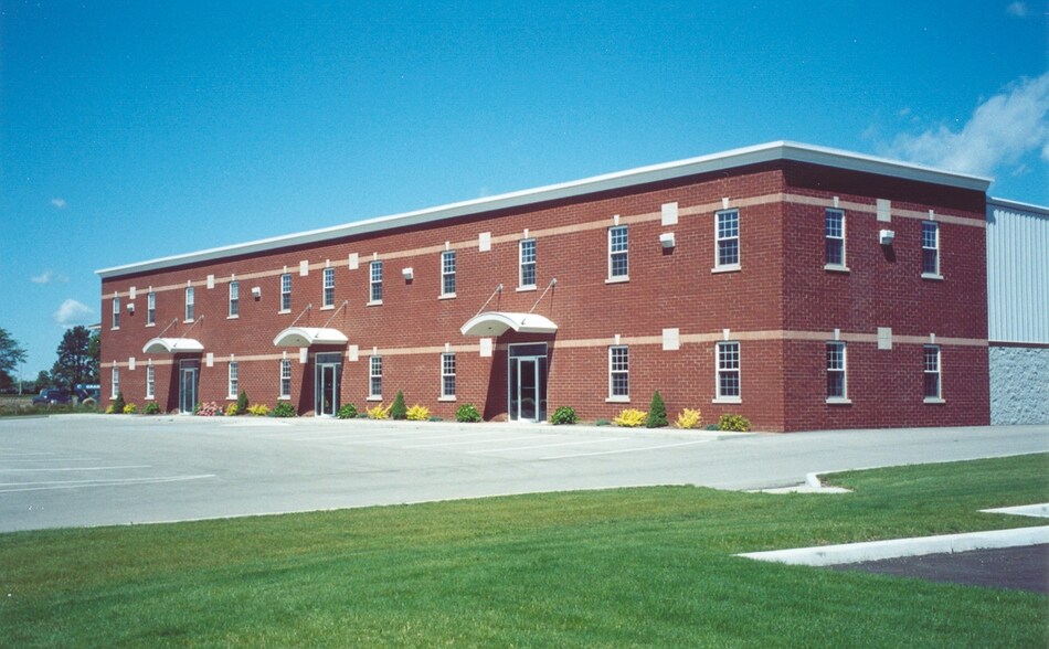 More Photos Of 9150 Harrison Park Ct, Indianapolis Light Distribution For Lease