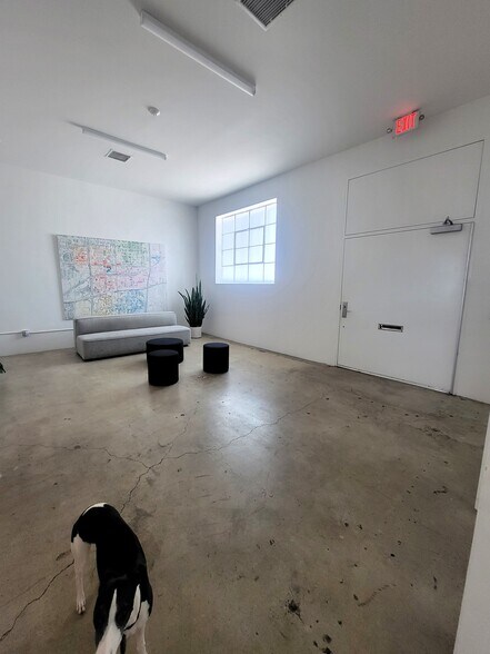 More Photos Of 4106 W Jefferson Blvd, Los Angeles Warehouse For Sale