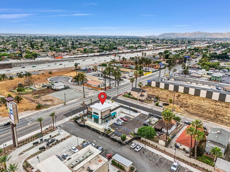 More Photos Of 539 N H St, San Bernardino Fast Food For Sale