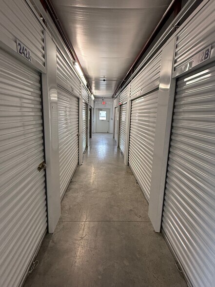 More Photos Of 2348 & 2352 Georgetown NW Rd, Cleveland Self Storage For Sale