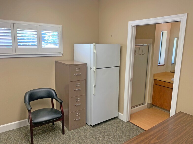 More Photos Of 1350 Medical Center Dr, Rohnert Park Medical For Sale