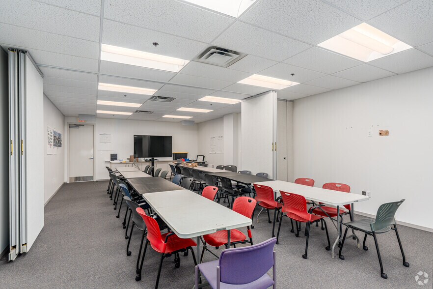 More Photos Of 840 W Hamilton St, Allentown Unknown For Lease