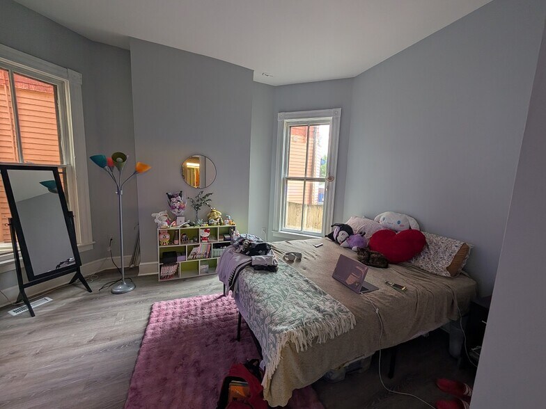 More Photos Of 1325 Hepburn Ave, Louisville Apartments For Sale