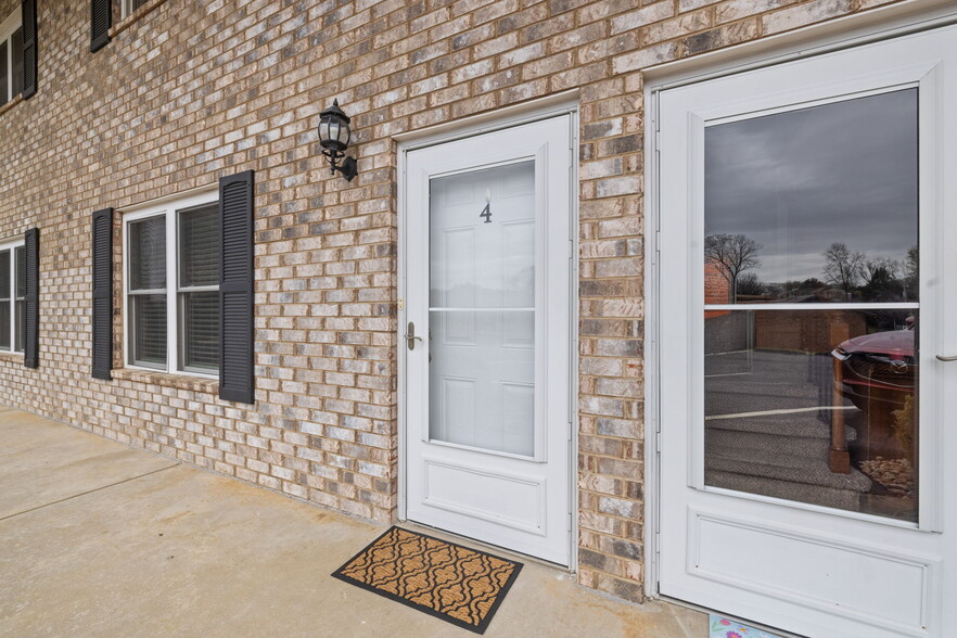 More Photos Of 730 Sir Echo Dr, Kingsport Multifamily For Sale