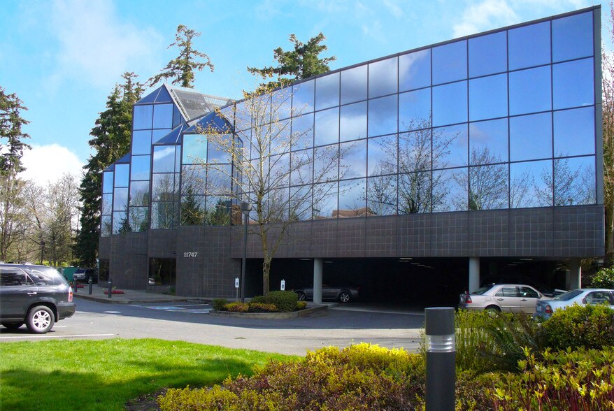 More Photos Of 11747 NE 1st St, Bellevue Office For Lease