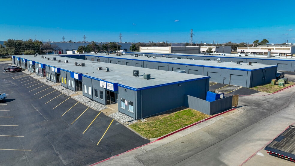 More Photos Of 3201-3207 E Pioneer Pky, Arlington Unknown For Lease