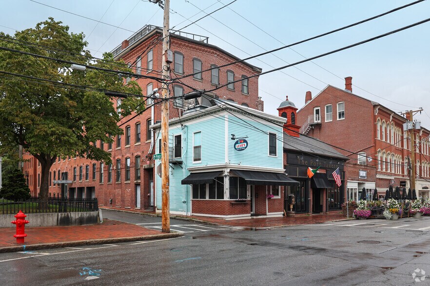 More Photos Of 7 Prince Pl, Newburyport Office For Sale