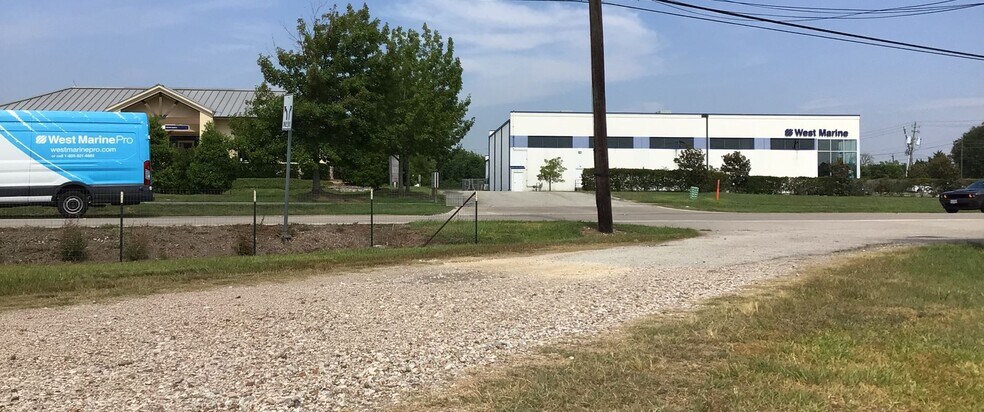 More Photos Of 921 Lawrence Rd, Kemah Industrial For Sale