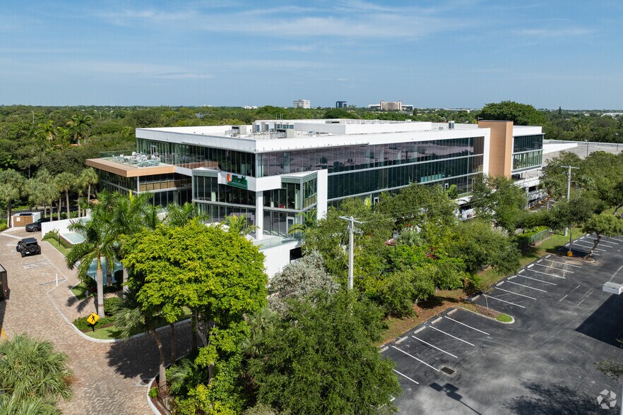 More Photos Of 1489 W Palmetto Park Rd, Boca Raton Office For Lease