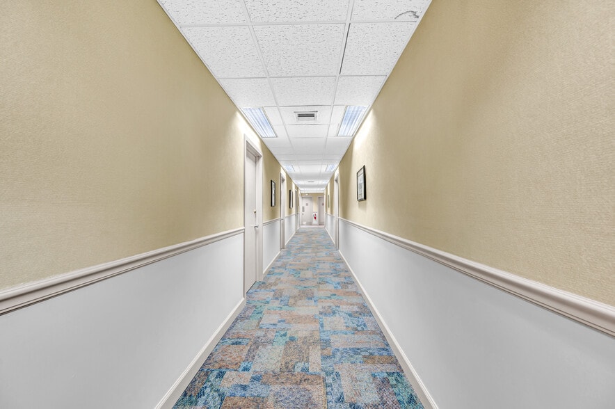 More Photos Of 351 Merline Rd, Vernon Medical For Lease