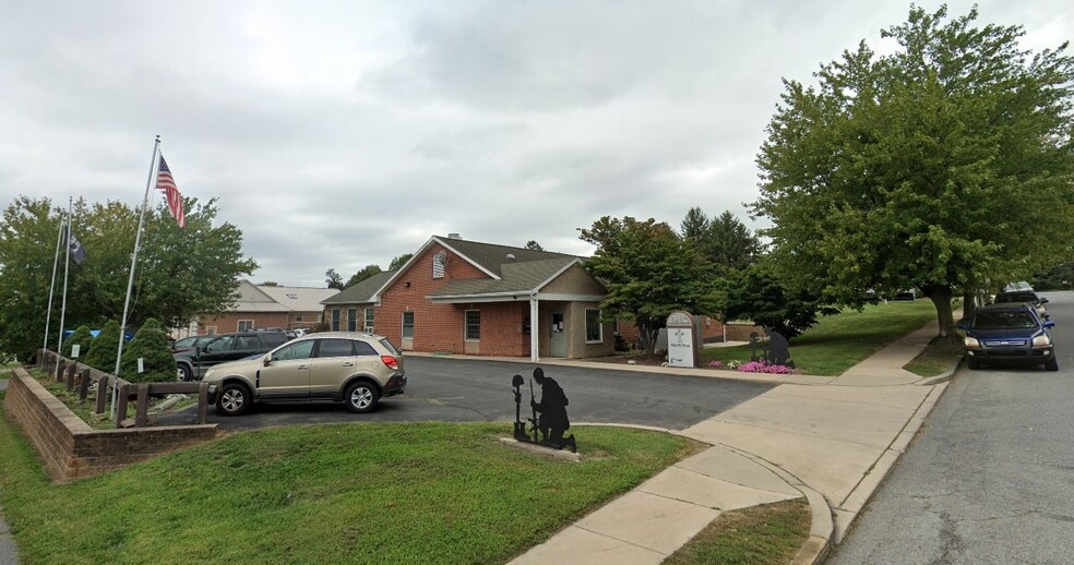 More Photos Of 250 N 7th St, Columbia Specialty For Sale