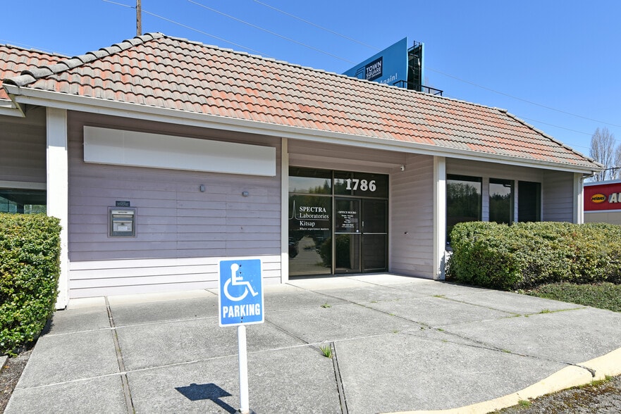 More Photos Of 1700 SE Mile Hill Dr, Port Orchard Unknown For Lease