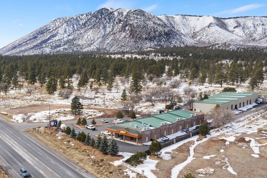 Primary Photo Of 7810 N US Highway 89, Flagstaff Showroom For Lease