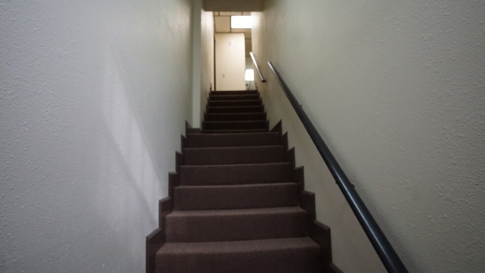 More Photos Of 120 E 4th St, Santa Ana Storefront Retail Office For Sale