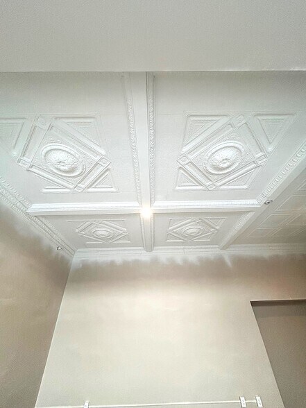 More Photos Of 33 N 3rd St, Newark Apartments For Lease