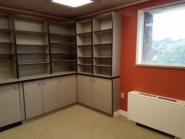 More Photos Of 1 Randall Sq, Providence Medical For Sale