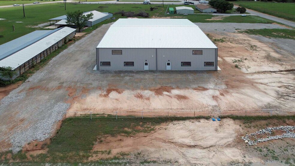 More Photos Of 589 CR 3597, Boyd Warehouse For Sale