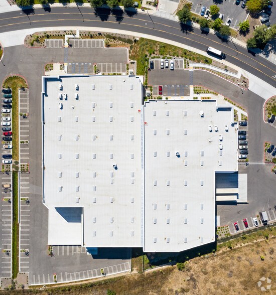 More Photos Of 2455 Conejo Spectrum St, Thousand Oaks Warehouse For Lease
