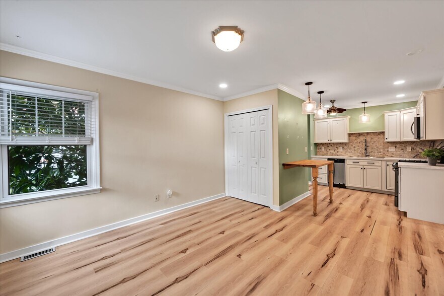More Photos Of 3419 Market St, Camp Hill Storefront Retail Office For Sale