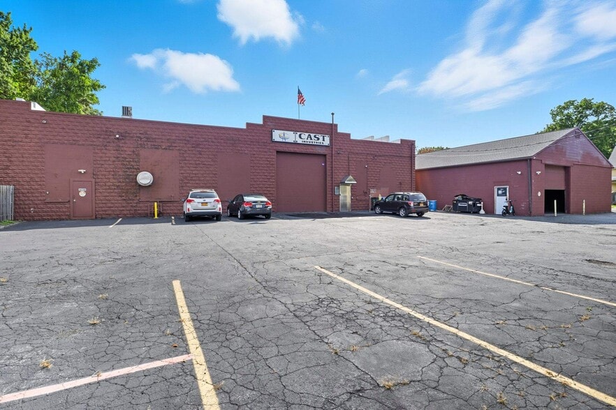 More Photos Of 305 Tremont St, Rochester Warehouse For Sale