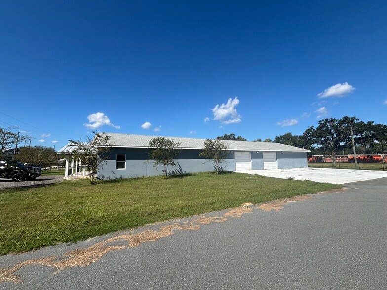 More Photos Of 8595 W Goodman Ln, Homosassa Industrial For Lease