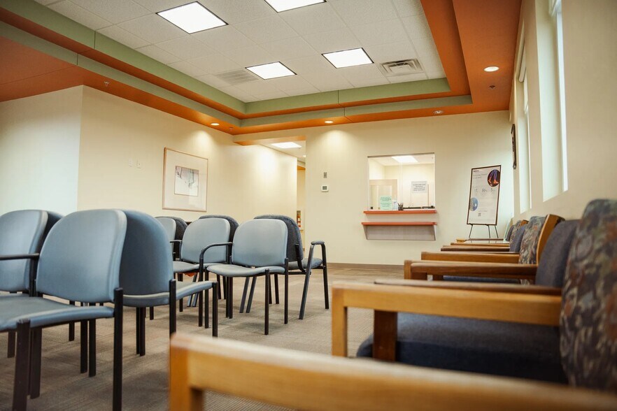 More Photos Of 1226 N Shartel Ave, Oklahoma City Medical For Sale