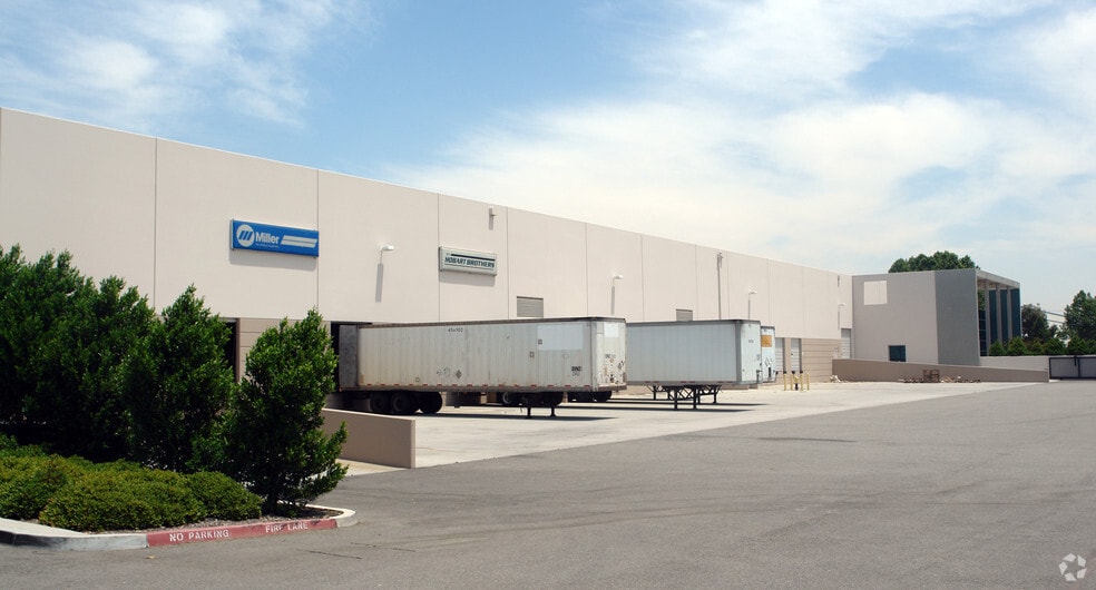 More Photos Of 9570 Santa Anita St, Rancho Cucamonga Warehouse For Lease