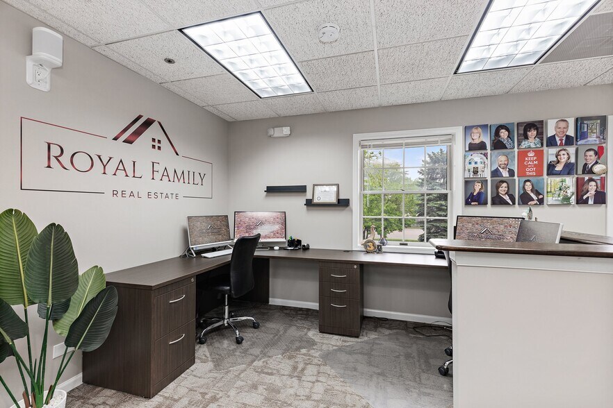 More Photos Of 1015-1025 W Wise Rd, Schaumburg Office For Sale