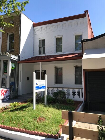 More Photos Of 931 Hamilton St, Washington Storefront For Sale