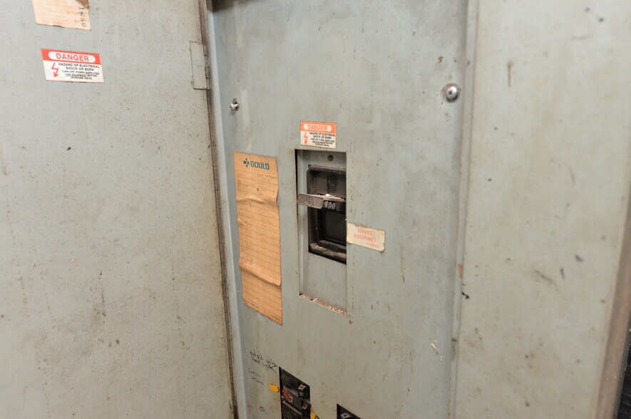 More Photos Of 20 Franklin Tpke, Mahwah Industrial For Lease